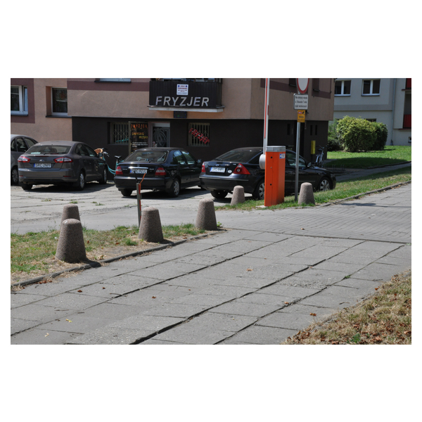 Betonowy słupek parkingowy wys. 60cm Ø 20/35cm kod: 302