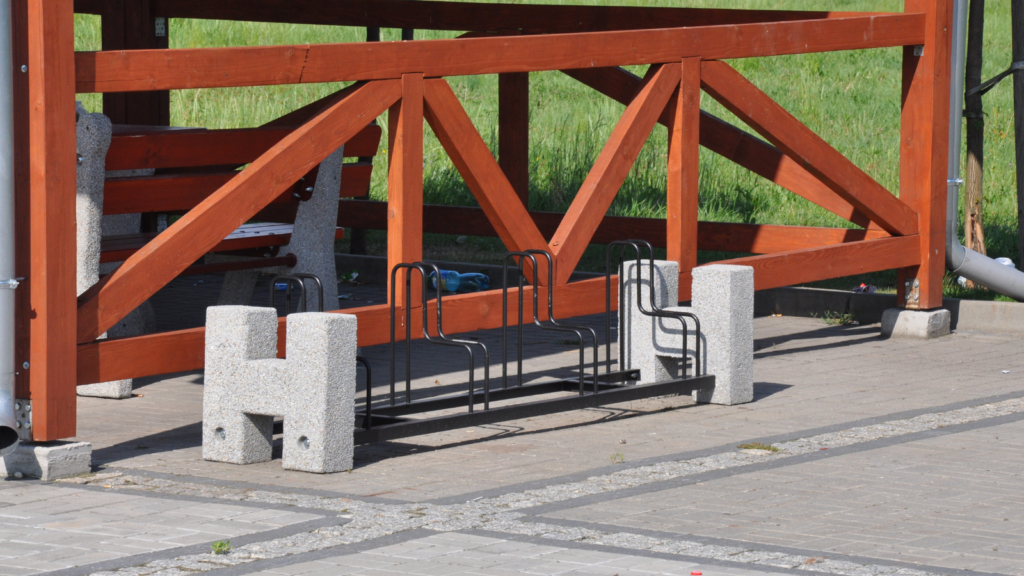betonowe stojaki na rowery 1